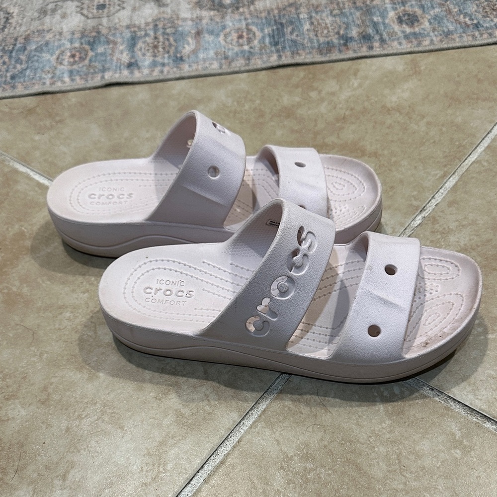 CROCS Women's Light Pink Slide Sandals